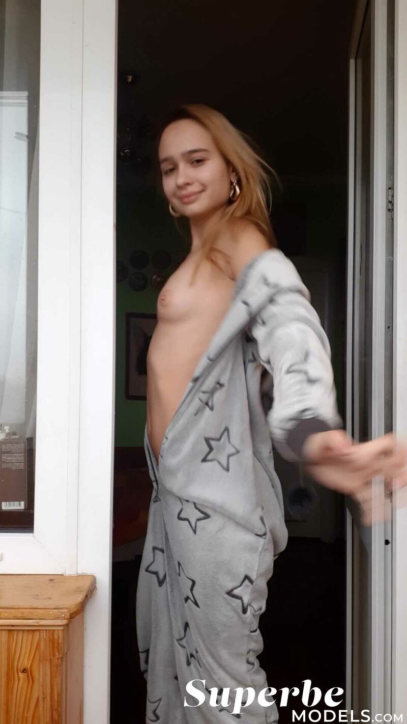 Марина, 21 год, 0 размер груди